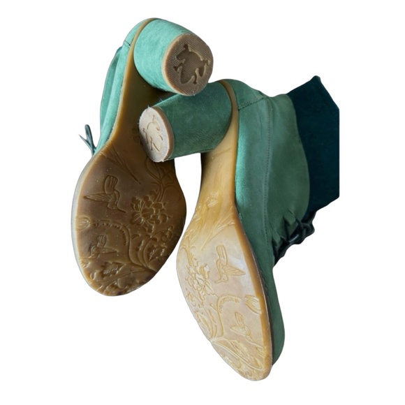 EL NATURALISTA Women’s Suede Leather Boots Size 7US Green Felt Up Block Heel - Picture 9 of 10